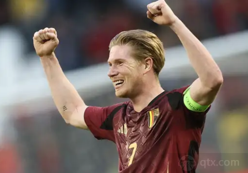 又被他装到了！库里出手三分后就知道进了！